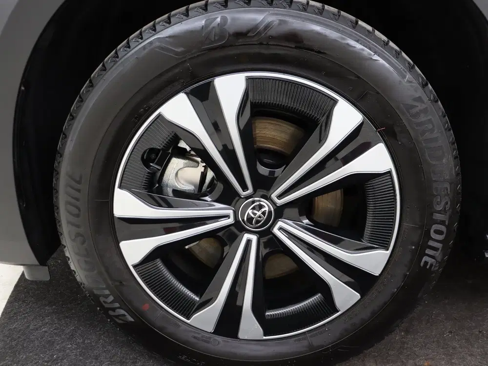 Toyota bZ4X Dynamic 71 kWh uit 2025, foto 5
