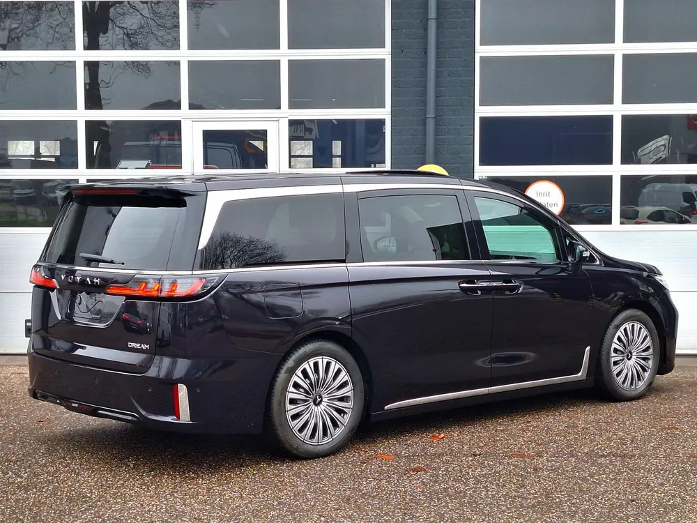 Voyah Dream Flagship Edition 109 kWh Schuifdak | Dynaudio Hi uit 2026, foto 3