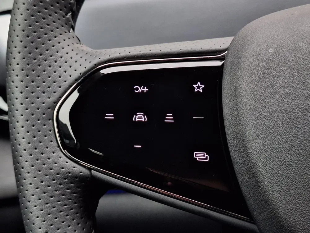 Voyah Courage Business Edition 80 kWh | Schuifdak | 360° ca uit 2026, foto 14
