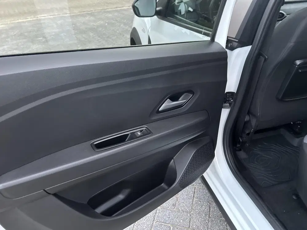 Dacia Jogger 1.6 Hybrid 140 Extreme 7p. uit 2024, foto 10