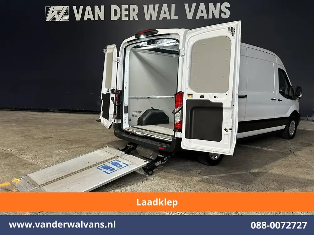 Ford Transit 2.0 TDCI 131pk L3H2 * Laadklep * Euro6 Airco | uit 2023