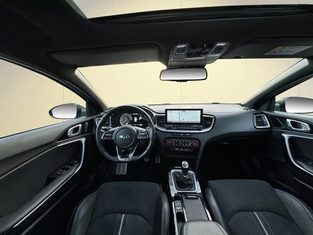 Kia ProCeed 1.0 T-GDI GT-PlusLine PANO uit 2021, foto 12