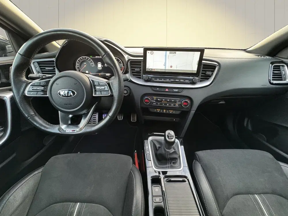 Kia ProCeed 1.0 T-GDI GT-PlusLine PANO uit 2021, foto 16