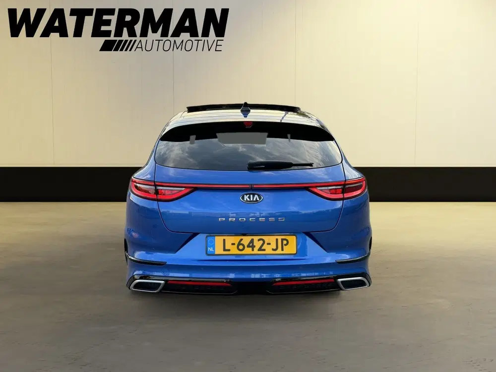 Kia ProCeed 1.0 T-GDI GT-PlusLine PANO uit 2021, foto 4