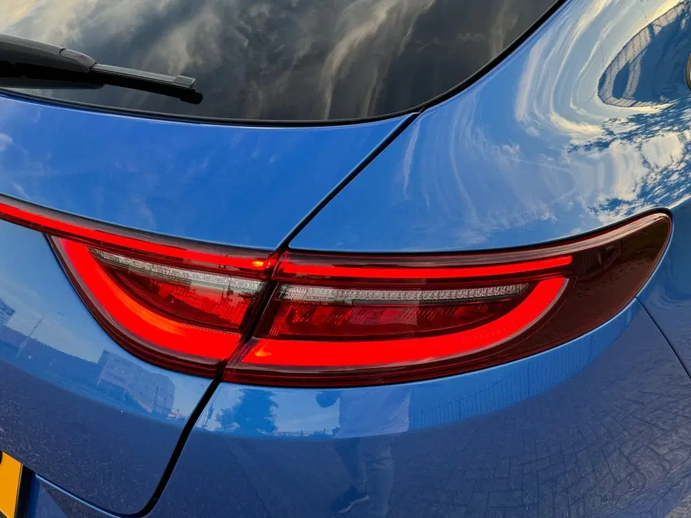 Kia ProCeed 1.0 T-GDI GT-PlusLine PANO uit 2021, foto 9