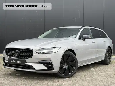 Volvo V90 2.0 T6 Plug-in hybrid AWD Ultra Dark BLACK uit 2024