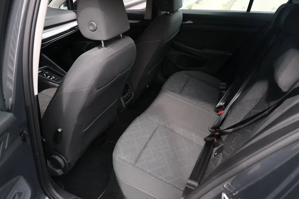 Volkswagen Golf 8 1.5 eTSI Life 130PK DSG Led Navi Virtual A uit 2022, foto 11