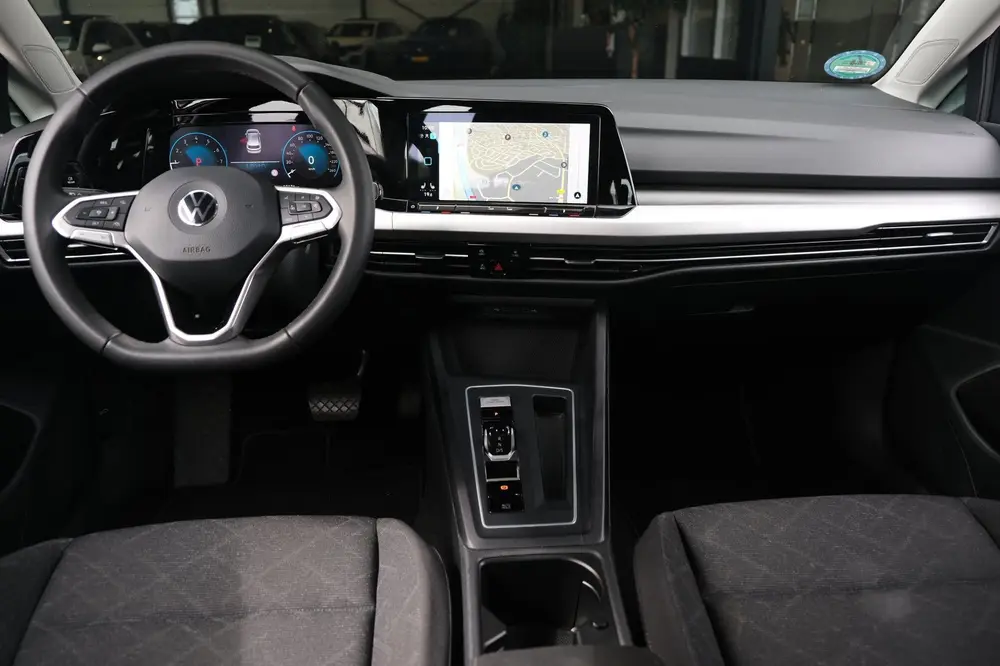 Volkswagen Golf 8 1.5 eTSI Life 130PK DSG Led Navi Virtual A uit 2022, foto 12