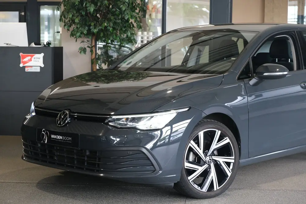 Volkswagen Golf 8 1.5 eTSI Life 130PK DSG Led Navi Virtual A uit 2022, foto 15