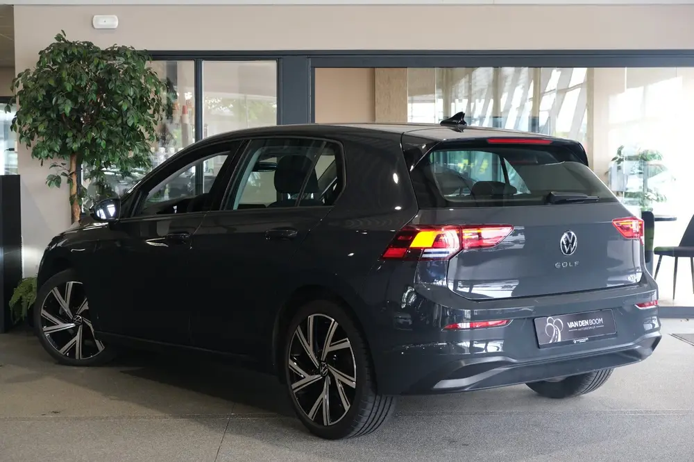 Volkswagen Golf 8 1.5 eTSI Life 130PK DSG Led Navi Virtual A uit 2022, foto 9