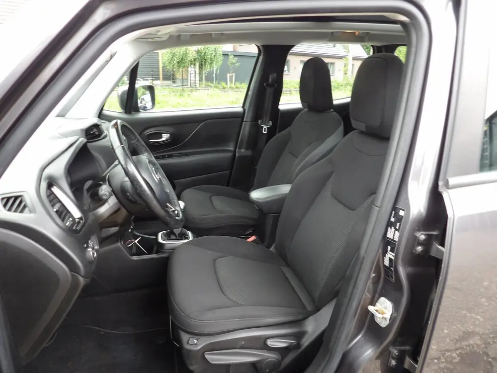 Jeep Renegade 1.0T Limited / Rijklaarprijs uit 2020, foto 10