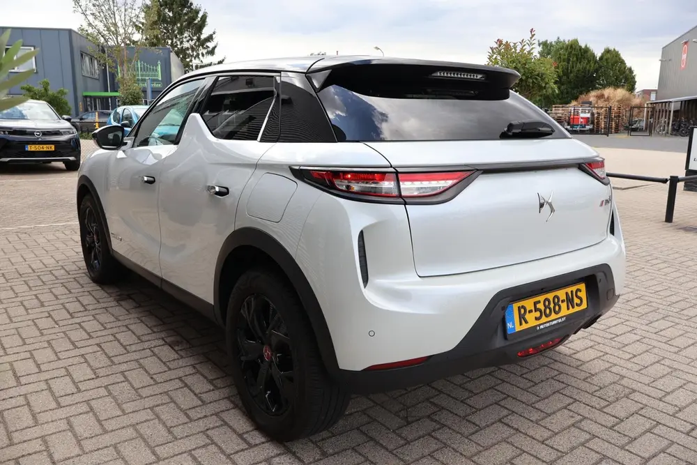 DS Automobiles DS 3 Crossback DS 3 Crossback 1.2 Performance Line 1e Eig uit 2022, foto 3