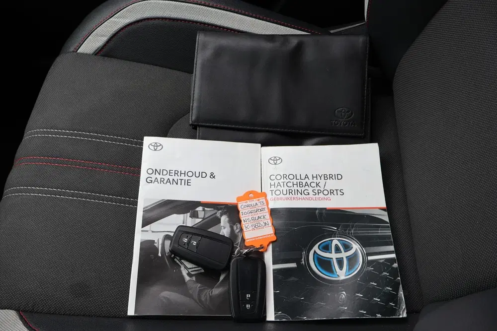Toyota Corolla 2.0 Hybrid GR-Sport 1e Eigenaa uit 2021, foto 6