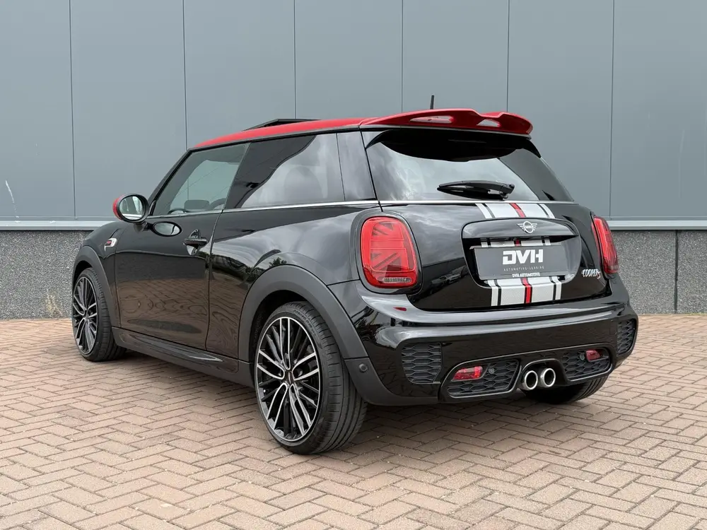 Mini Cooper S 2.0 GT Limited JCW PANO uit 2019, foto 4