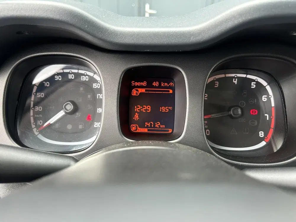 Fiat Panda 1.0 Hybrid Cross uit 2024, foto 12