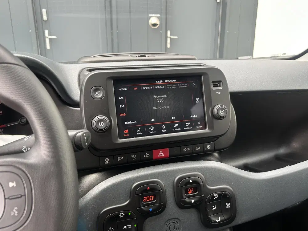 Fiat Panda 1.0 Hybrid Cross uit 2024, foto 13