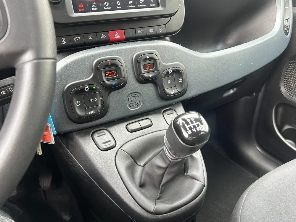 Fiat Panda 1.0 Hybrid Cross uit 2024, foto 15