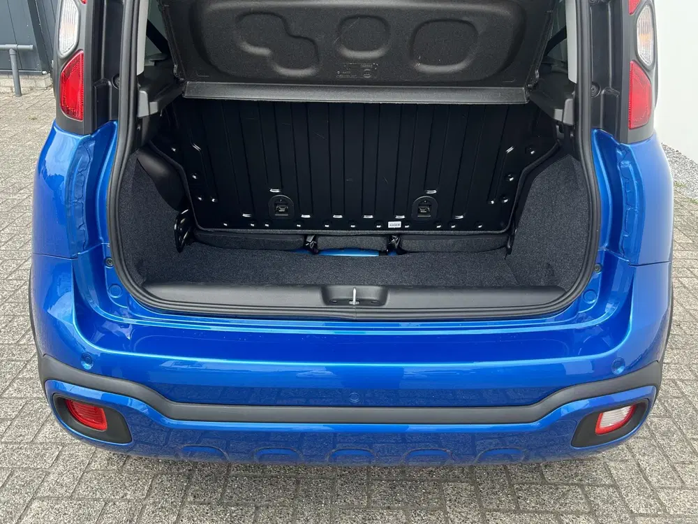 Fiat Panda 1.0 Hybrid Cross uit 2024, foto 19
