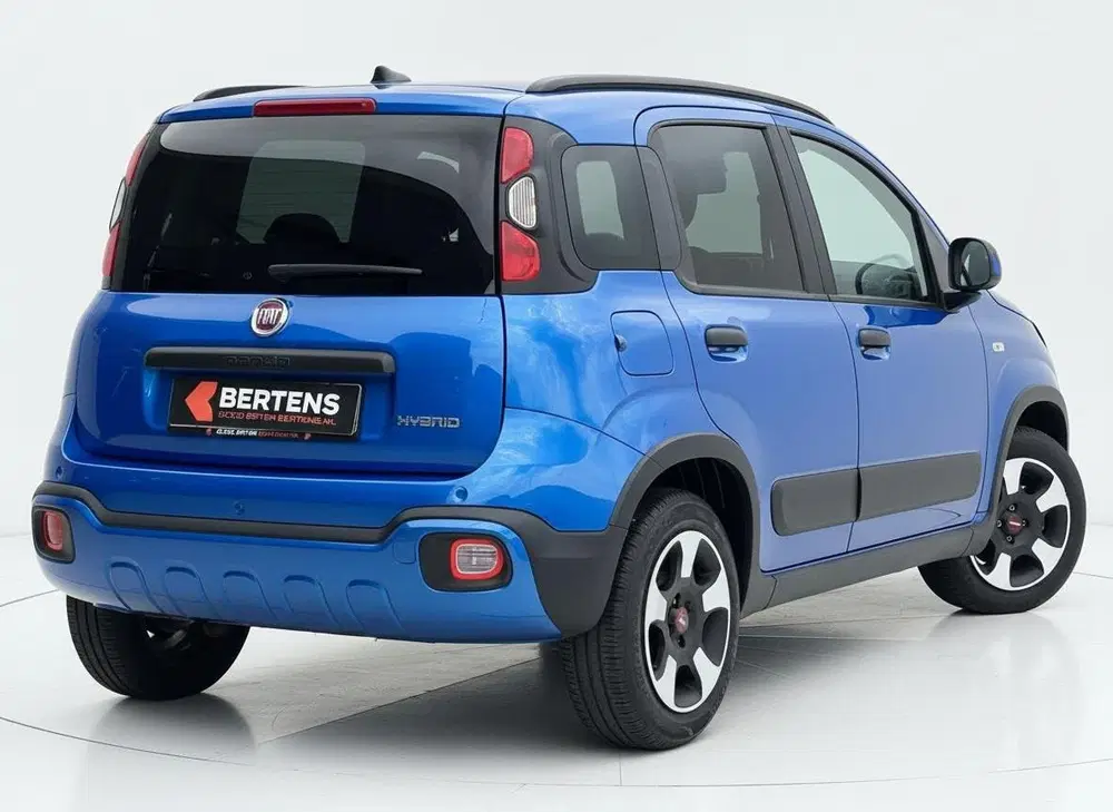 Fiat Panda 1.0 Hybrid Cross uit 2024, foto 2
