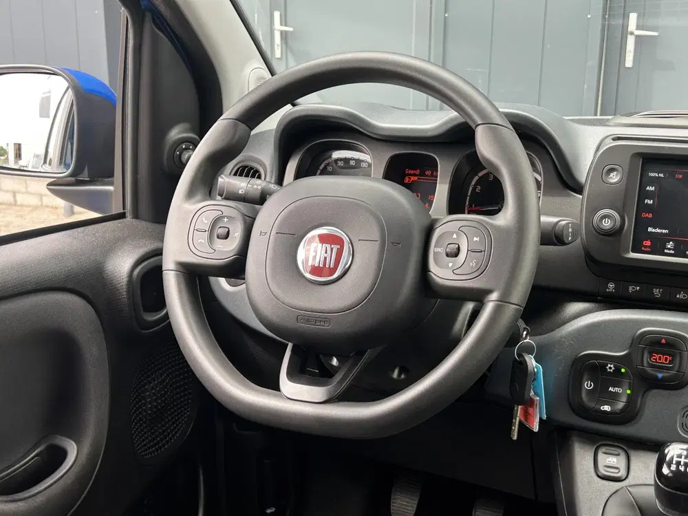 Fiat Panda 1.0 Hybrid Cross uit 2024, foto 9