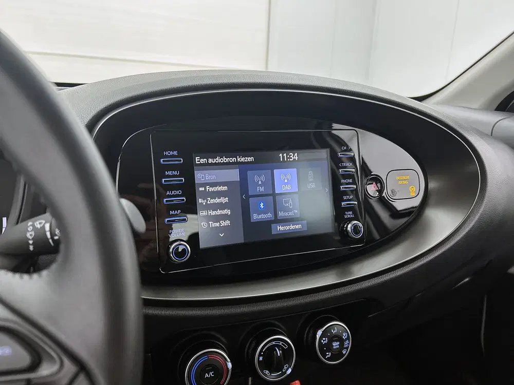 Toyota Aygo X 1.0 VVT-i MT Play uit 2023, foto 8