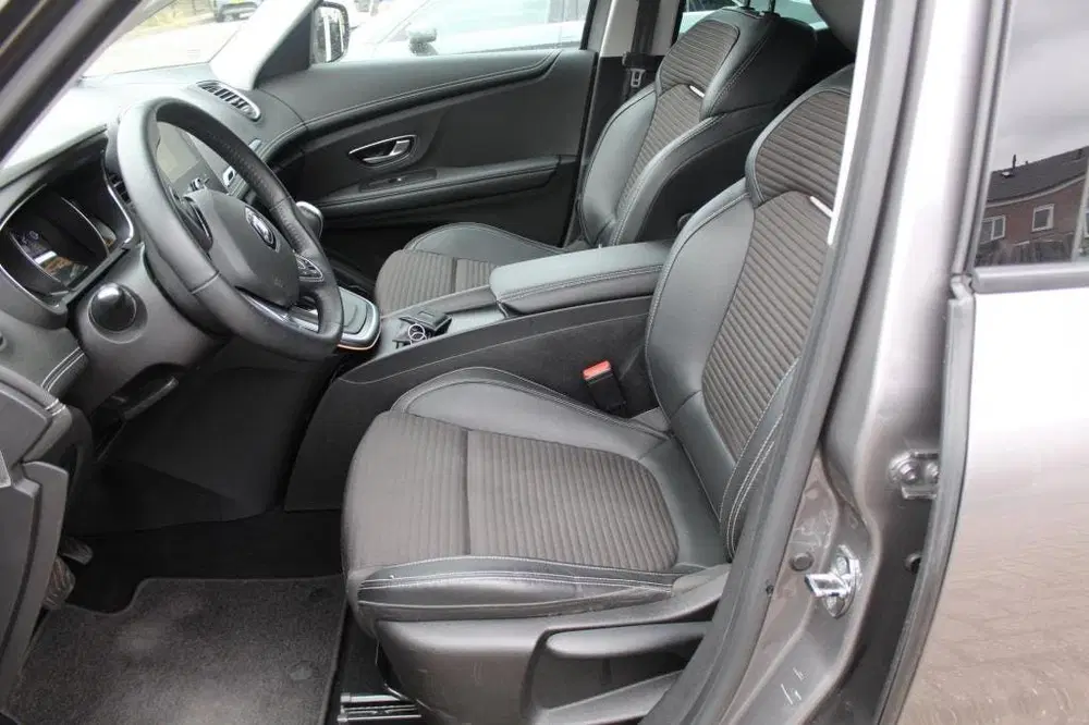 Renault Scenic 1.3 TCe Limited Automaat uit 2019, foto 6