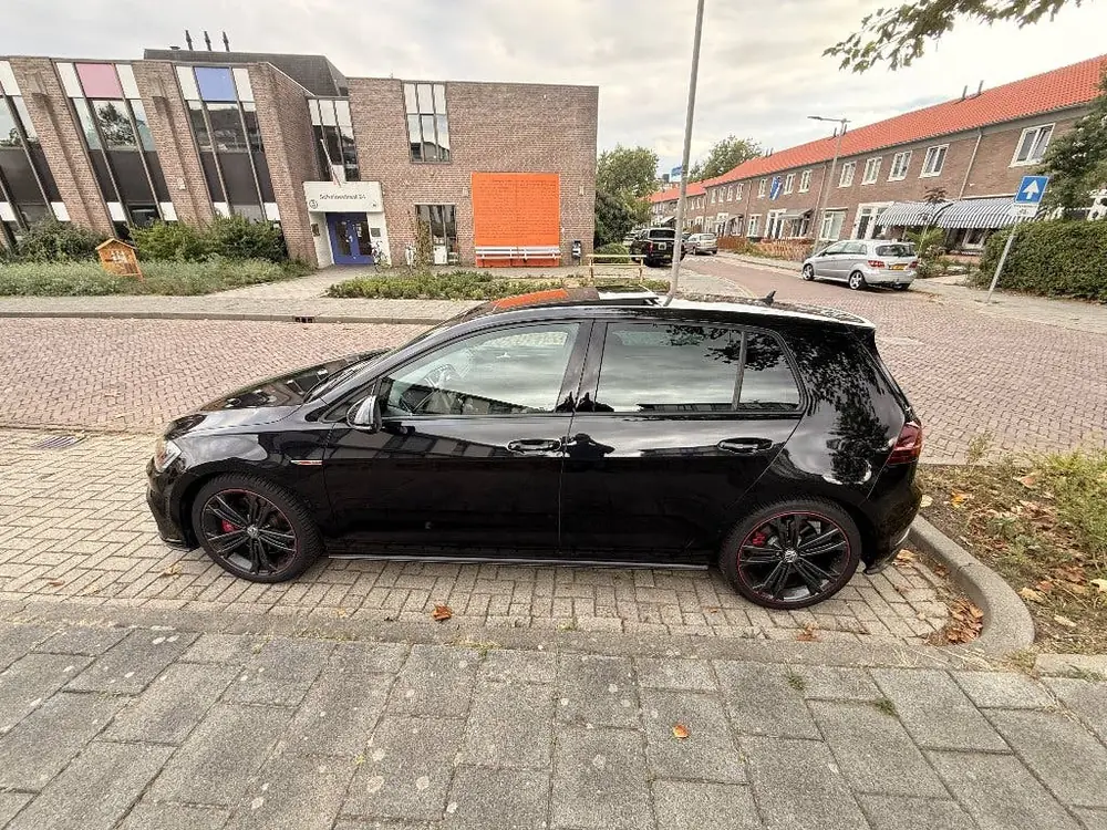 Volkswagen Golf VII Golf 7.5 GTI Performance 245pk 2019 Pano Dealer onderhouden! uit 2019