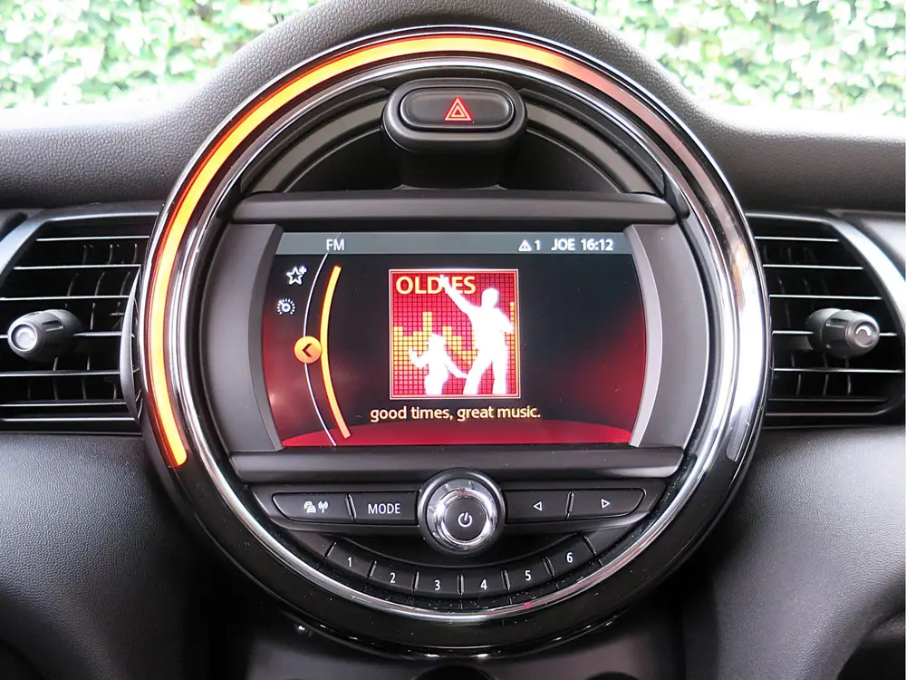 Mini Overig 1.5 Pepper F56 LCI met LED, Park ass., Clima, BT uit 2019, foto 15