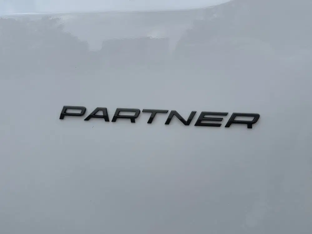 Peugeot Partner 1.2 PURETECH 110 BENZINE uit 2024, foto 8