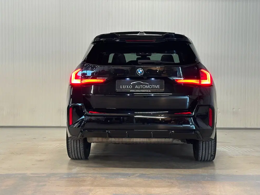 BMW X1 XDrive25e uit 2023, foto 15