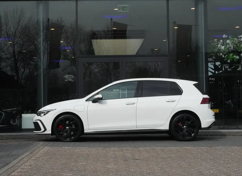 Volkswagen Golf 1.4 eHybrid GTE | BLACKLINE | CARPLAY | NAVI uit 2021, foto 2