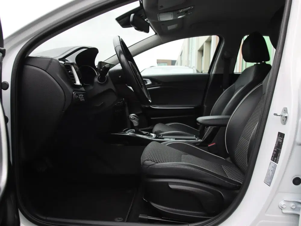 Kia XCeed 1.6 GDi 140PK PHEV DynamicPlusLine Adaptie uit 2022, foto 4