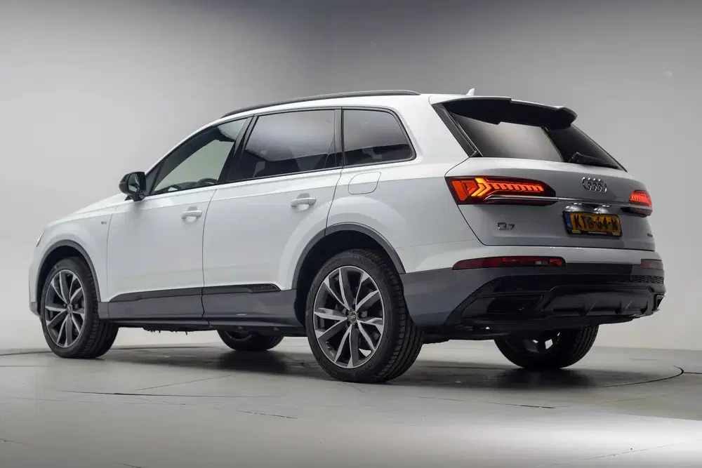 Audi Q7 55 TFSI e quattro S line Black Ed. [ Panor uit 2021, foto 3