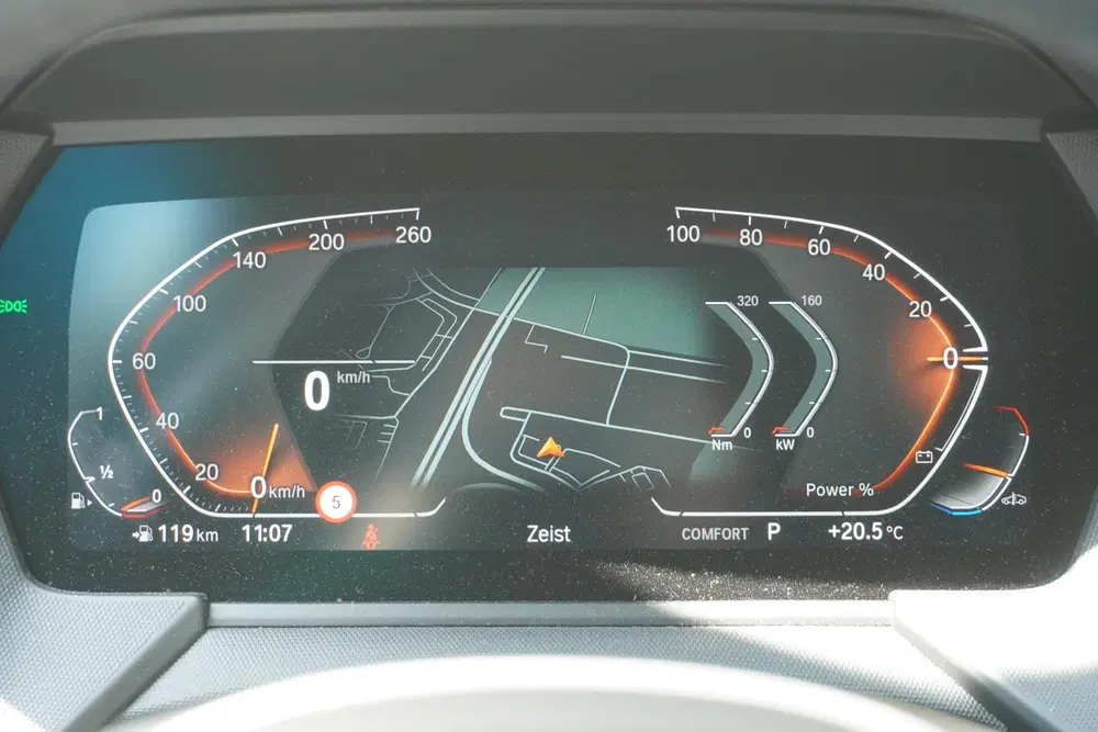 BMW 1-serie 120i uit 2022, foto 15
