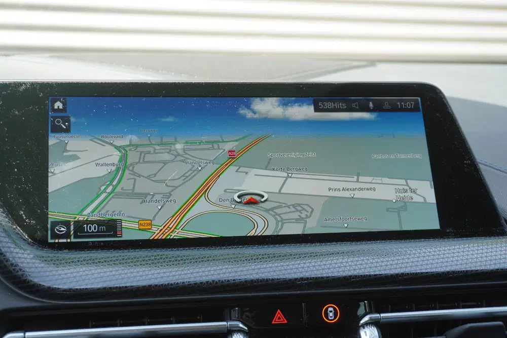 BMW 1-serie 120i uit 2022, foto 17