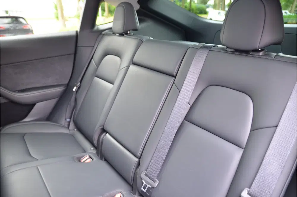 Tesla Model Y RWD 58 kWh LFP accu AutoPilot3.0 Ryzen uit 2023, foto 13