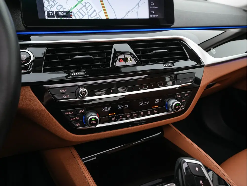 BMW D5 S "Limousine Aut. *PANO uit 2022, foto 15