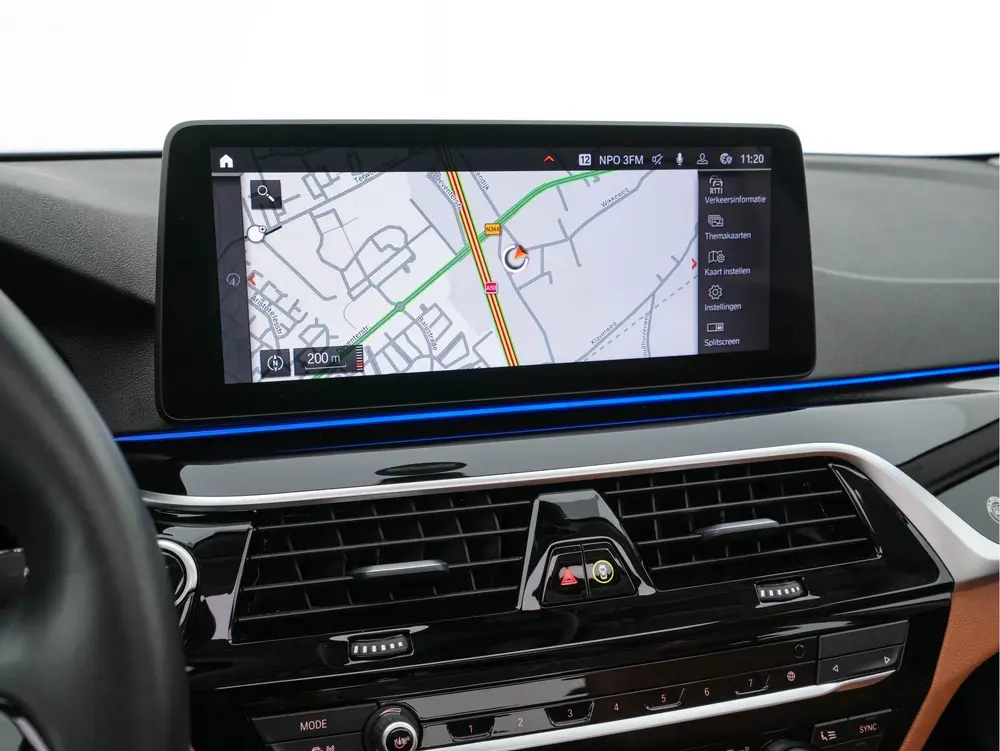BMW D5 S "Limousine Aut. *PANO uit 2022, foto 17