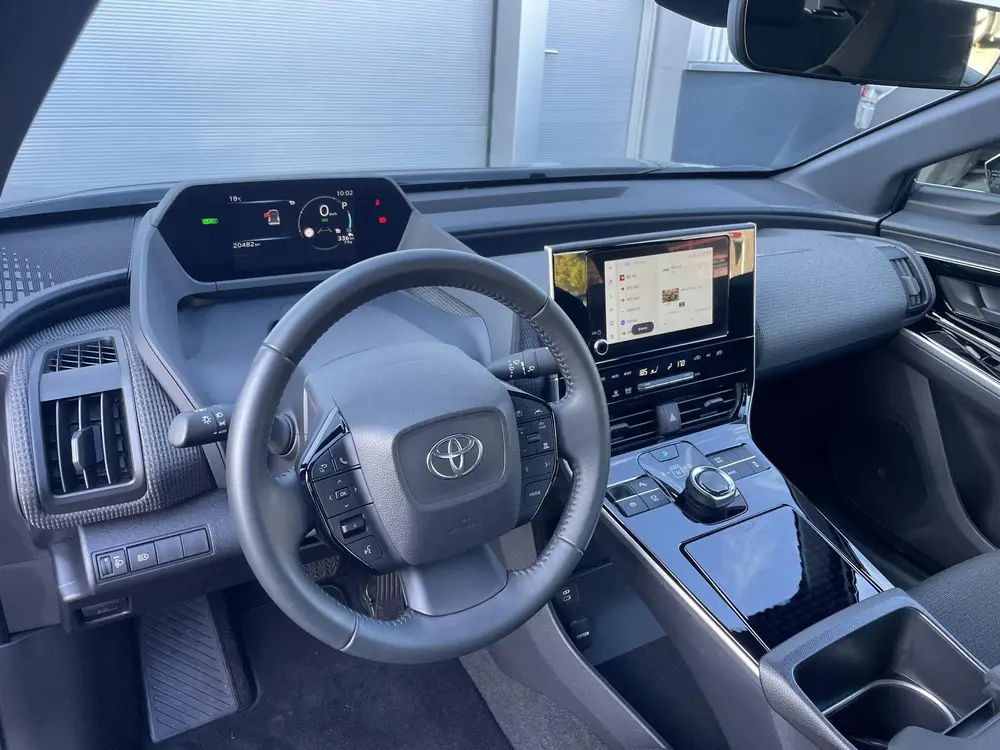 Toyota bZ4X Active 71 kWh uit 2024, foto 3