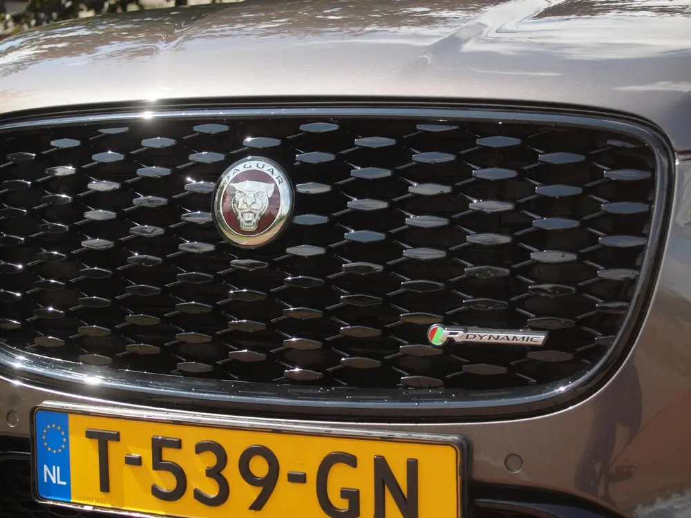 Jaguar F-Pace 2.0 P400e PHEV SE R-Dynamic uit 2023, foto 12