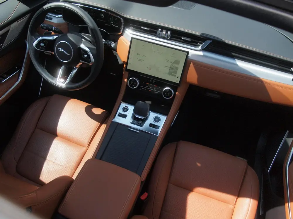 Jaguar F-Pace 2.0 P400e PHEV SE R-Dynamic uit 2023, foto 2