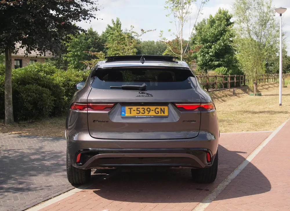 Jaguar F-Pace 2.0 P400e PHEV SE R-Dynamic uit 2023, foto 9