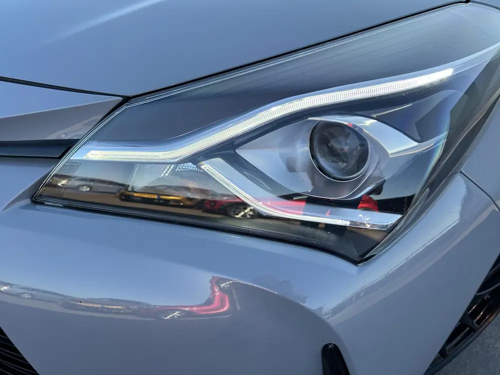 Toyota Yaris 1.5 Hybrid GR-Sport Dealeronderhouden uit 2019, foto 3