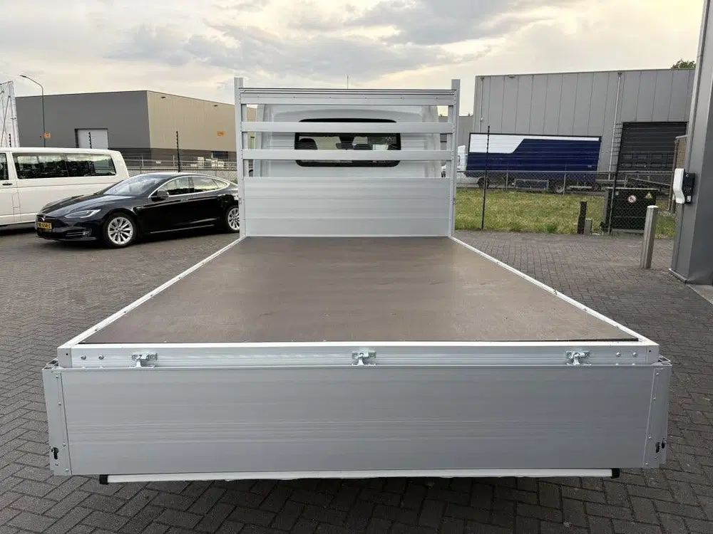 Maxus eDeliver 9 65kWh open laadbak (bj 2025) uit 2025, foto 7