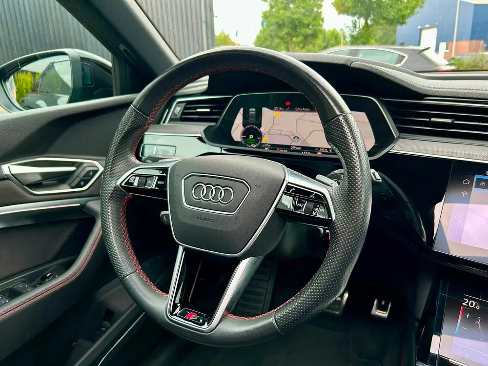 Audi Q8 e-tron 55 quattro S Edition 115 kWh SOH 92% 3x S uit 2023, foto 16