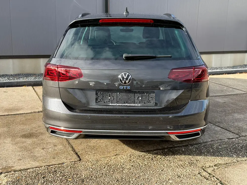 Volkswagen Passat Variant 1.4 TSI PHEV GTE Business uit 2021, foto 10