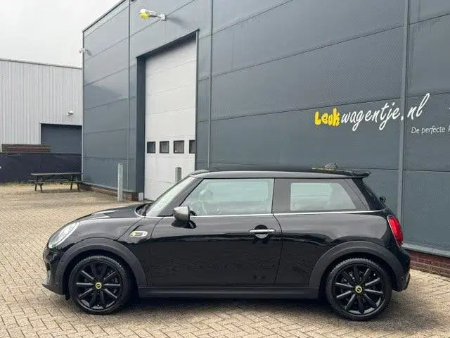 Mini Electric 33 kWh *leder *carplay *stoelv. *headup *e uit 2021, foto 6