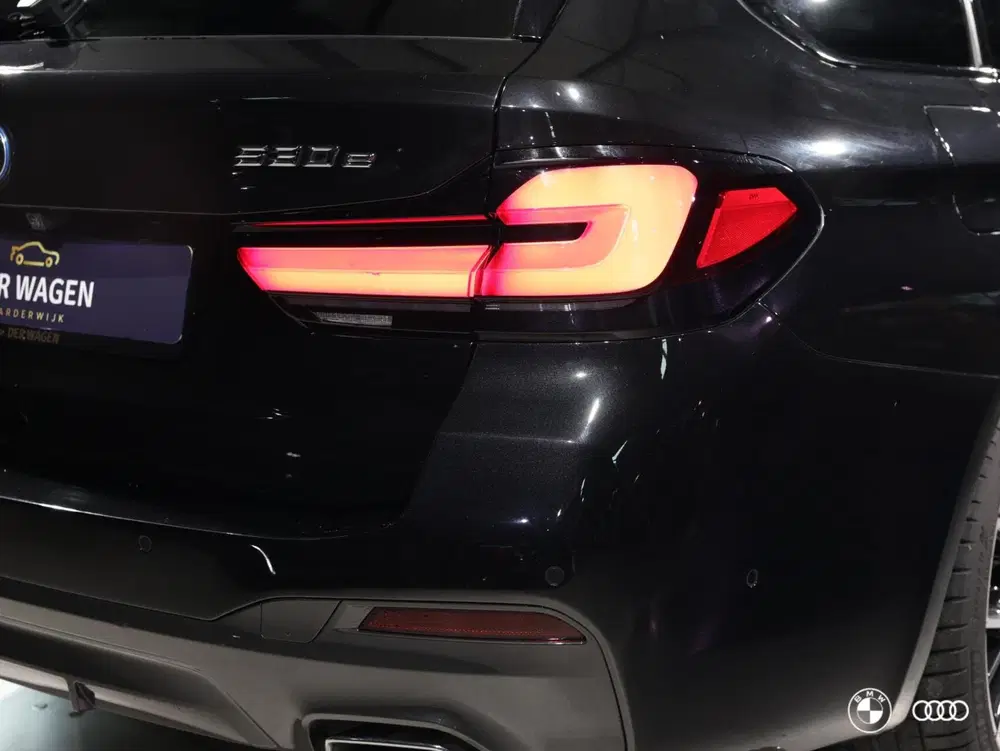 BMW 5-serie xDrive M SPORT uit 2023, foto 5