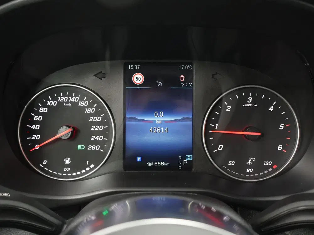 Mercedes-Benz Vito 116 CDI uit 2024, foto 11