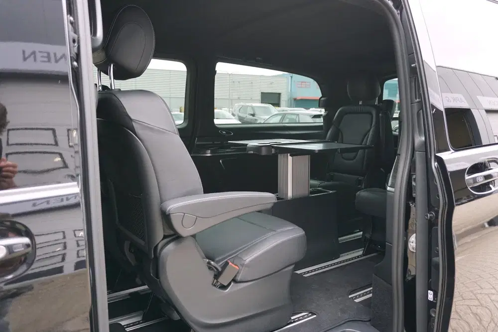 Mercedes-Benz EQV 300 L3 90 kWh 6-pers lounge + LUCHTVERING uit 2022, foto 10